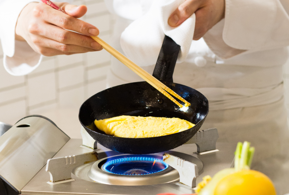 “Chef's Demonstration Corner for Egg Dishes