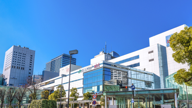 15 minutes from Haneda Airport. Plenty of shopping and gourmet food